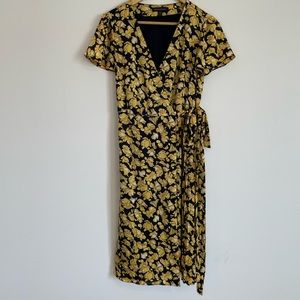 BR Wrap dress